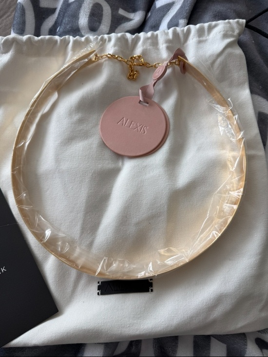 Gold Tone Minimal Metal belt main image 6